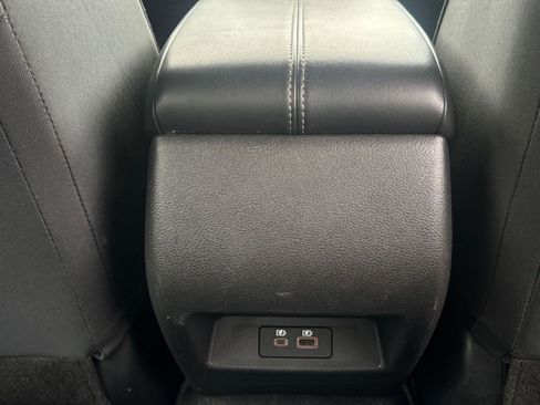 Used 2025 Nissan Altima 2.5 SV FWD image 22