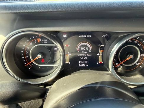 Used 2022 Jeep Wrangler Unlimited Sport AWD/4WD image 16