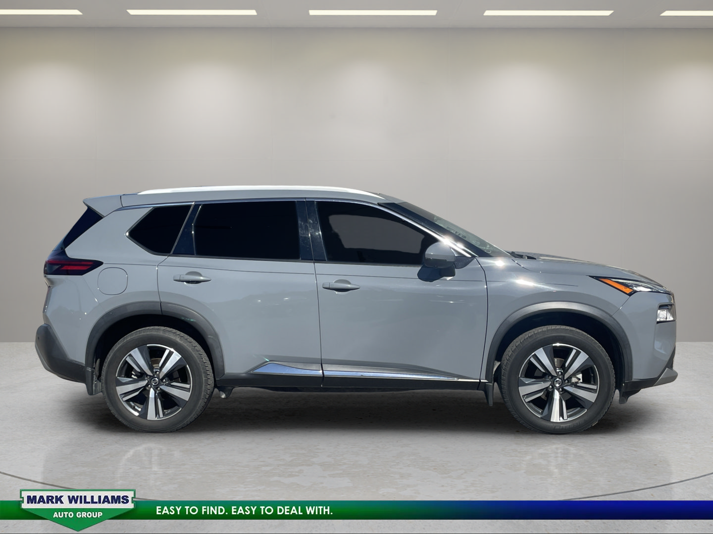 Used 2021 Nissan Rogue SL FWD image 3