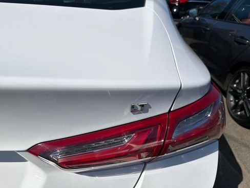 Used 2021 Chevrolet Malibu LT FWD image 8