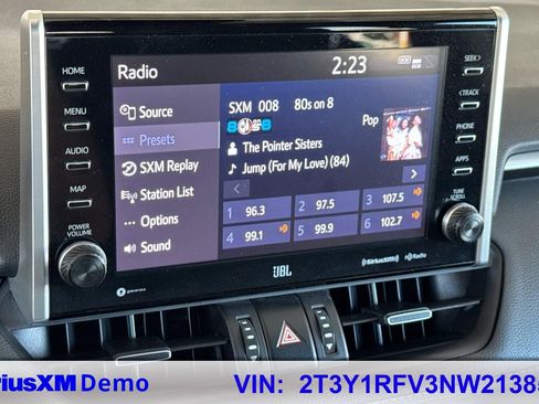 Used 2022 Toyota RAV4 Limited image 28