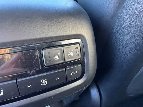 Used 2021 Hyundai Palisade Calligraphy image 16