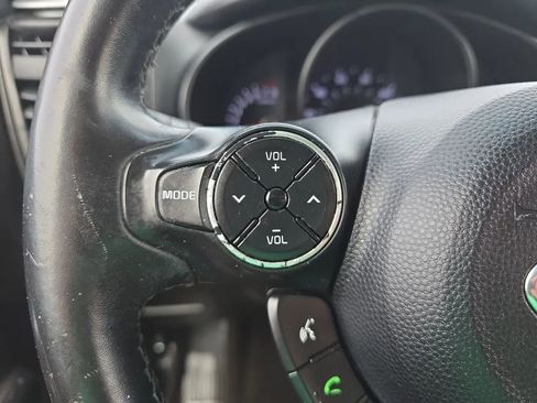 Used 2015 Kia Soul ! image 18