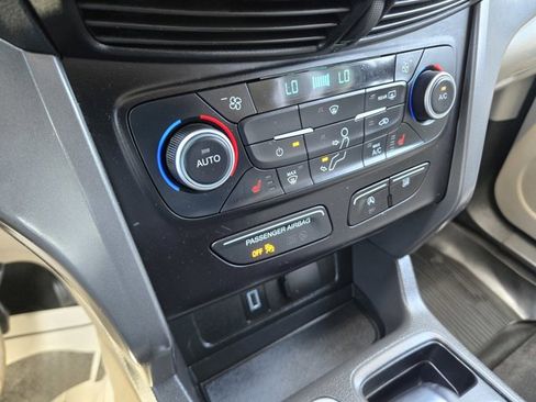 Used 2018 Ford Escape SEL FWD image 11
