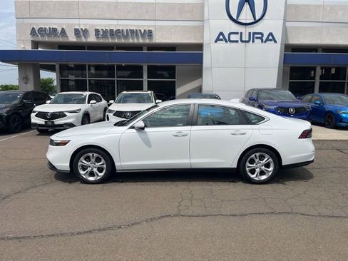 Used 2024 Honda Accord LX image 3