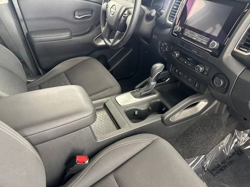 Certified 2022 Nissan Frontier SV AWD/4WD image 21