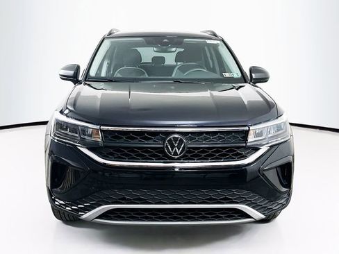 Certified 2024 Volkswagen Taos S image 2