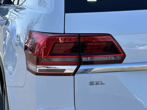 Used 2019 Volkswagen Atlas SEL Premium AWD/4WD image 9