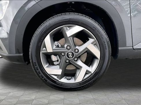 Used 2026 Hyundai Venue SEL FWD image 22