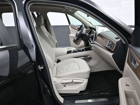 New 2026 Volkswagen Atlas SE AWD/4WD image 14