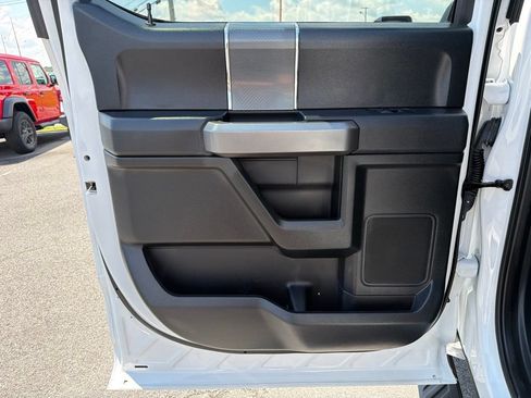 Used 2019 Ford F150 XLT w/ Equipment Group 302A Luxury AWD/4WD image 16