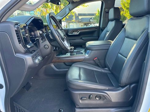 Used 2024 GMC Sierra 1500 SLT w/ SLT Premium Plus Package image 21