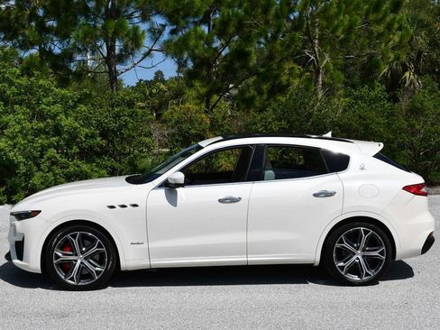 Used 2019 Maserati Levante S GranSport AWD/4WD image 26