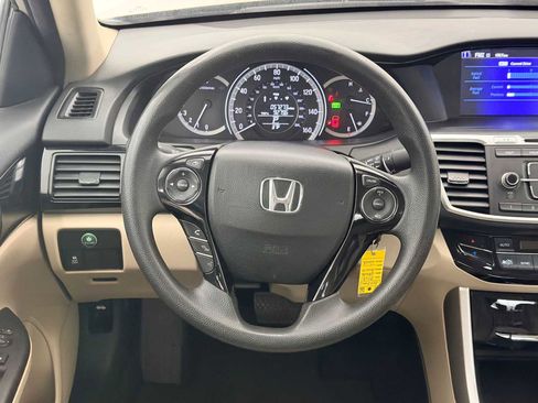 Used 2017 Honda Accord LX image 22