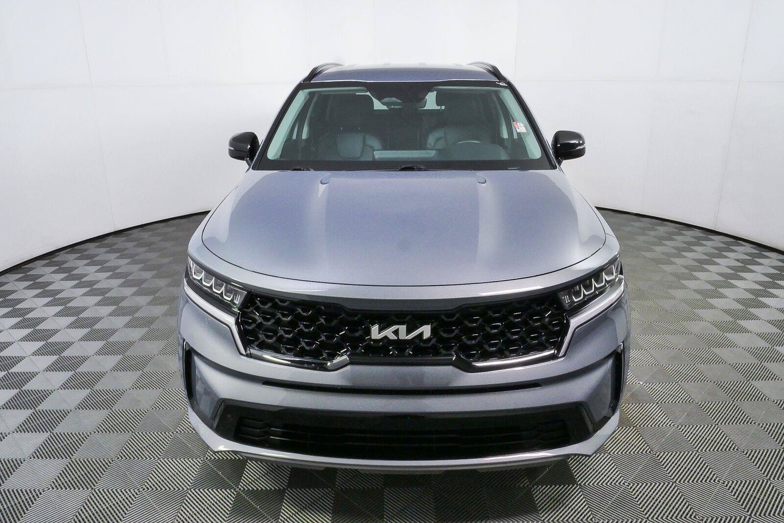 Used 2023 Kia Sorento S FWD image 35