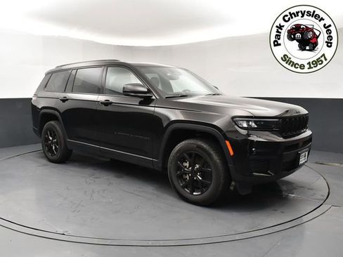 Used 2024 Jeep Grand Cherokee L Altitude AWD/4WD image 1