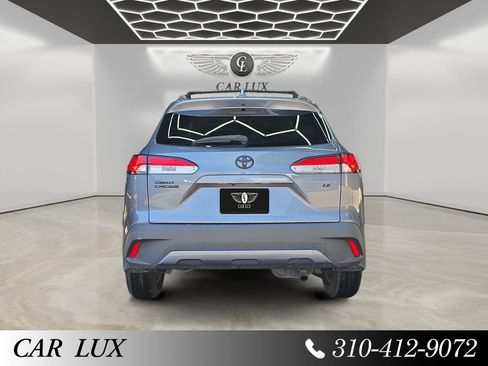 Used 2022 Toyota Corolla Cross LE w/ Black Badges Package (TMS) FWD image 4