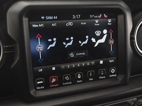 Used 2023 Jeep Wrangler Unlimited Sahara w/ Cold Weather Group image 18