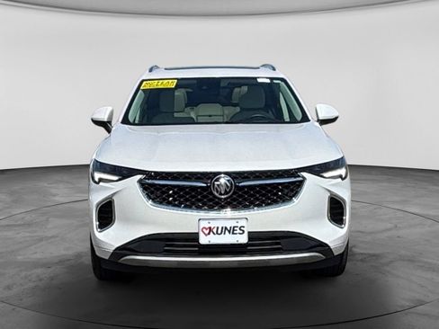 Used 2023 Buick Envision Avenir AWD/4WD image 2