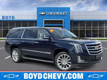 Used 2019 Cadillac Escalade ESV Luxury