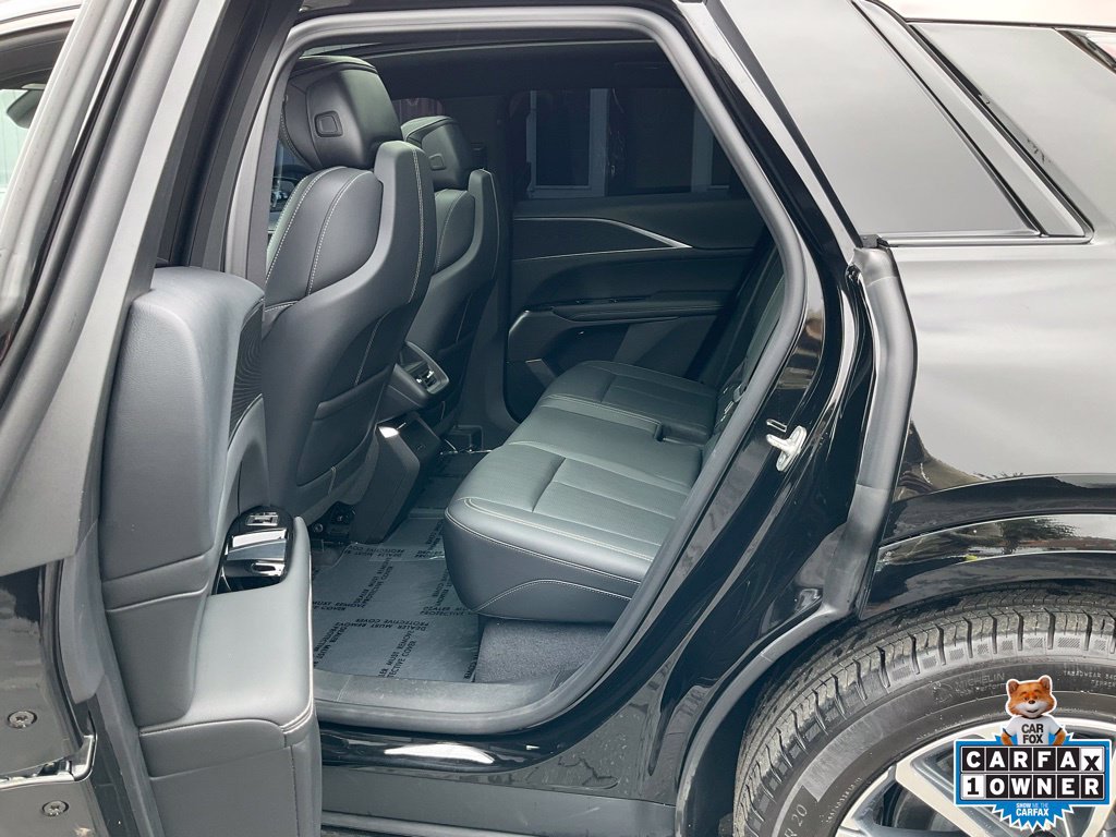 Used 2024 Cadillac Lyriq Sport RWD image 7