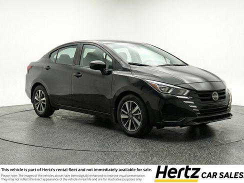 Used 2025 Nissan Versa SV FWD image 1