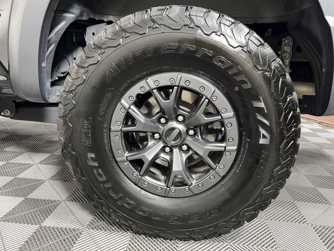 Used 2022 Ford F150 Raptor w/ Raptor 37 Performance Package AWD/4WD image 18