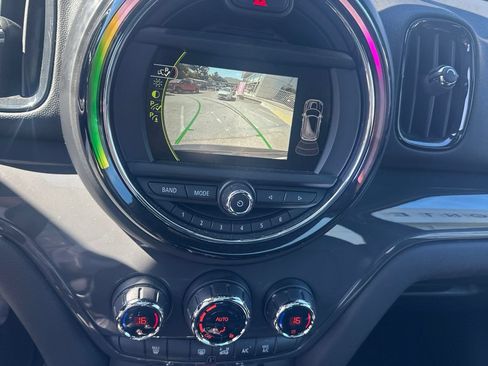 Used 2017 MINI Cooper Countryman FWD image 11