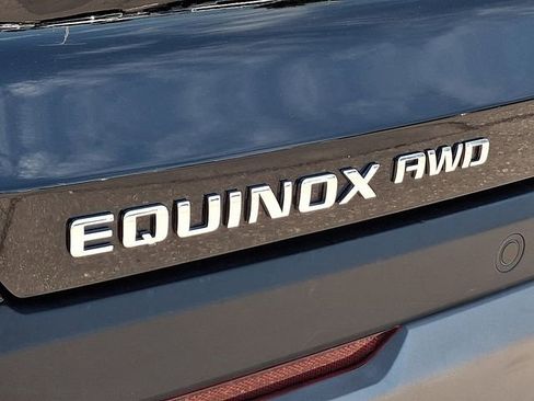 Used 2025 Chevrolet Equinox LT AWD/4WD image 32