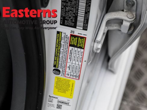 Used 2024 Toyota Camry SE image 34