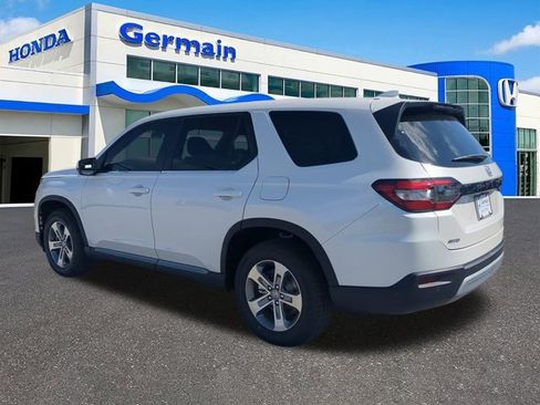 New 2025 Honda Pilot EX-L image 5