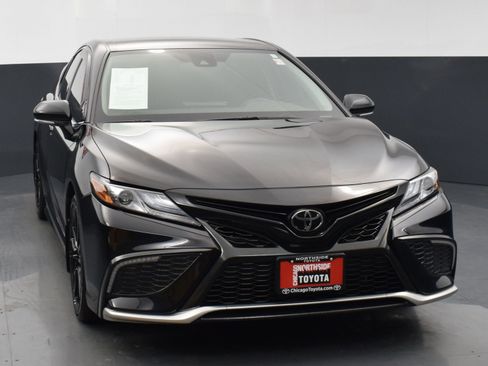 Used 2023 Toyota Camry XSE image 7