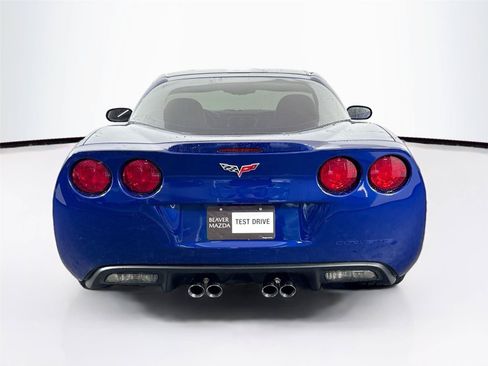 Used 2006 Chevrolet Corvette Coupe w/ Preferred Equipment Group RWD image 10