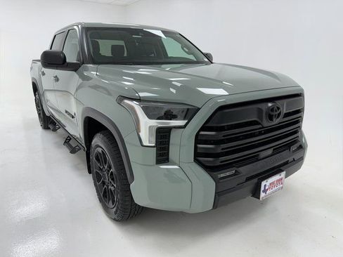 Used 2024 Toyota Tundra SR5 w/ SR5 Premium Package image 2