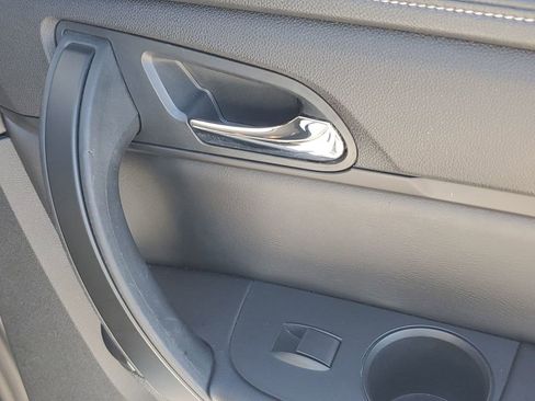 Used 2016 Chevrolet Traverse LT w/ Style and Technology Package image 46