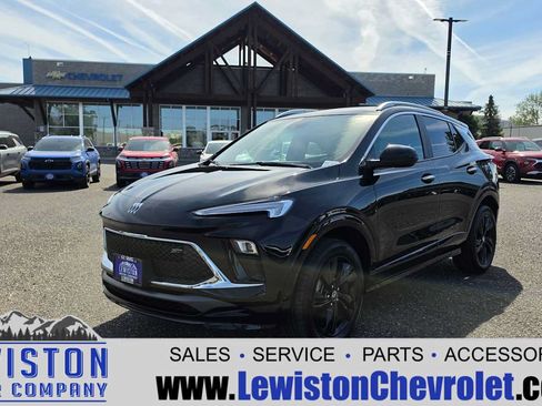 Certified 2024 Buick Encore GX Sport Touring w/ Comfort Package AWD/4WD image 1