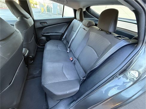 Used 2016 Toyota Prius Two FWD image 21