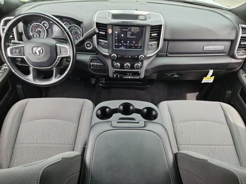 Used 2024 RAM 2500 Big Horn AWD/4WD image 20