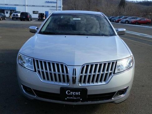 Used 2012 Lincoln MKZ FWD image 2