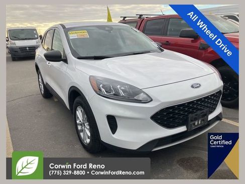 Used 2022 Ford Escape SE image 1