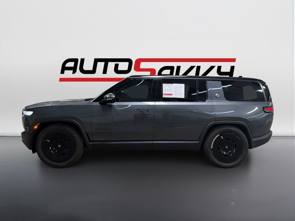 Used 2025 Rivian R1S Adventure Dual AWD/4WD image 8