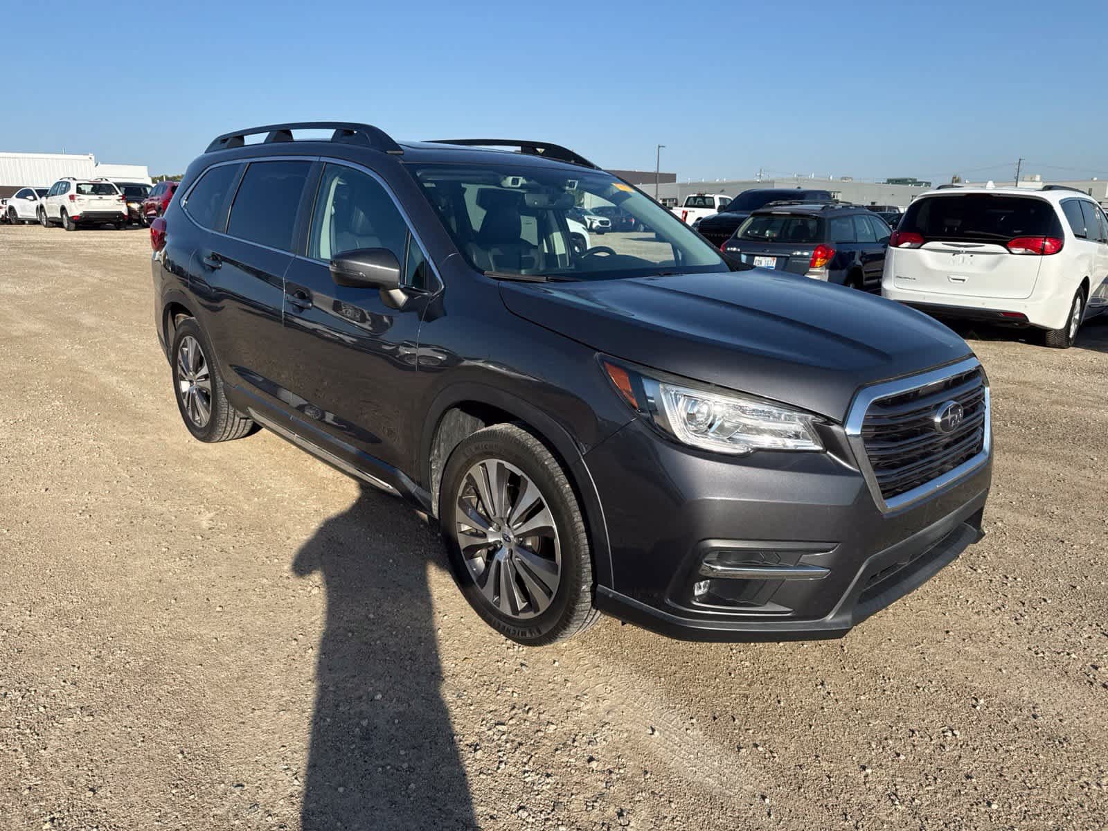 Used 2020 Subaru Ascent Limited w/ Technology Package AWD/4WD image 4
