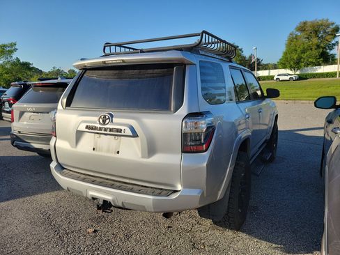 Used 2021 Toyota 4Runner SR5 image 15