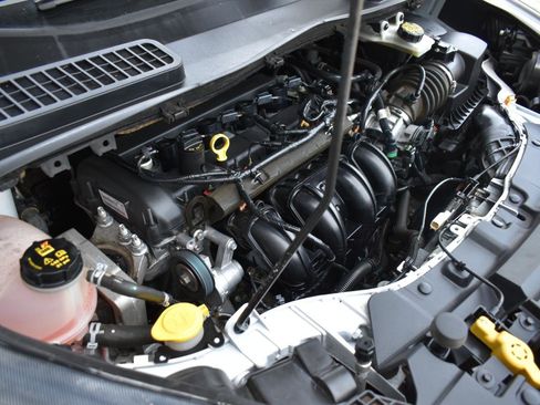 Used 2019 Ford Escape S image 46