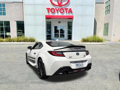 Used 2024 Toyota GR86 TRUENO Edition RWD image 5