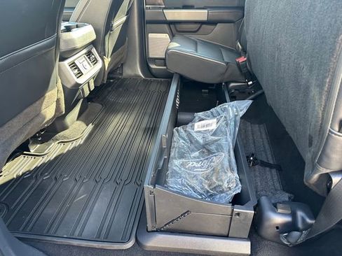 Used 2023 Ford F250 Lariat w/ Lariat Ultimate Package image 18