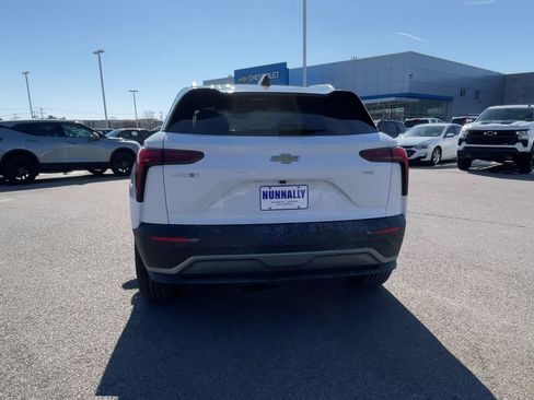 New 2025 Chevrolet Blazer EV LT image 43