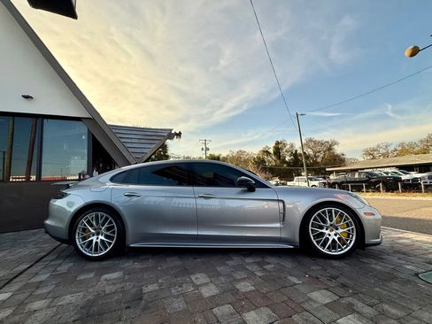 Used 2018 Porsche Panamera Turbo Executive w/ Assistance Package image 8