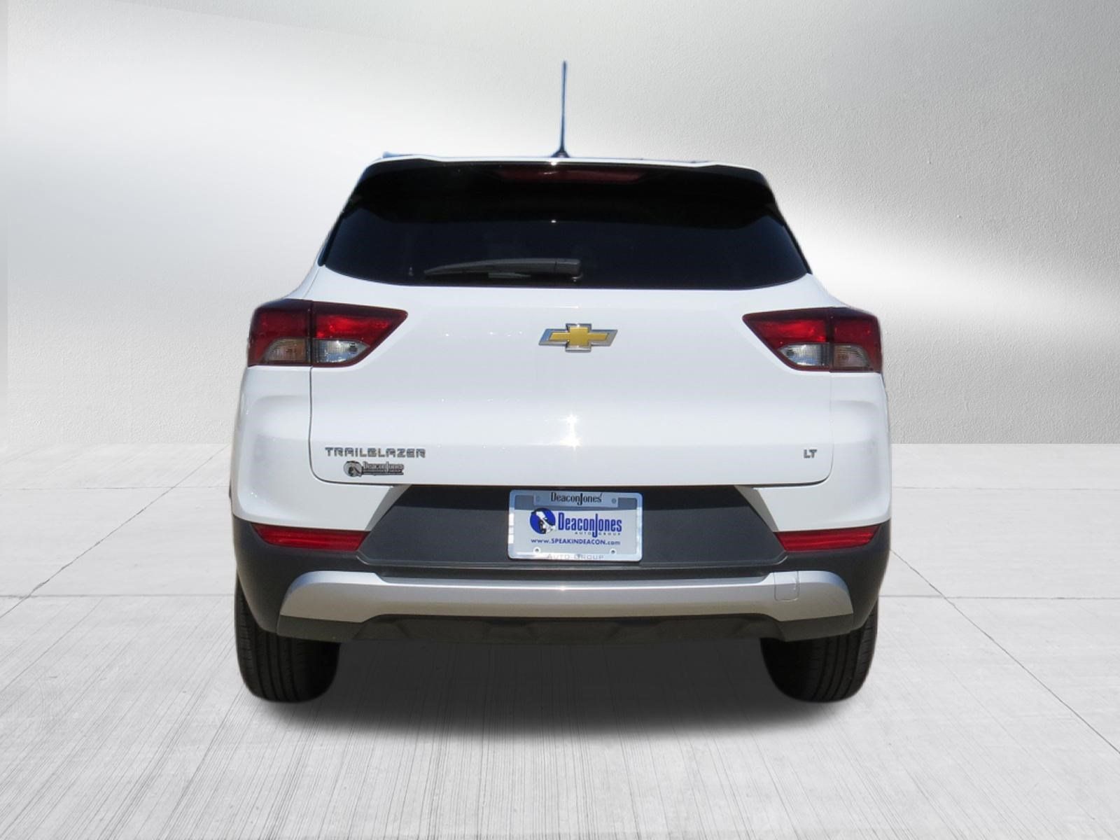 Used 2025 Chevrolet TrailBlazer LT FWD image 4