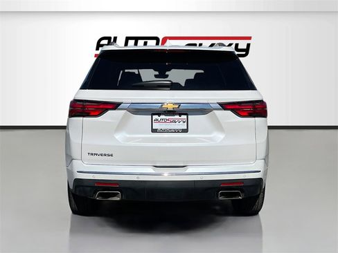 Used 2023 Chevrolet Traverse High Country image 6